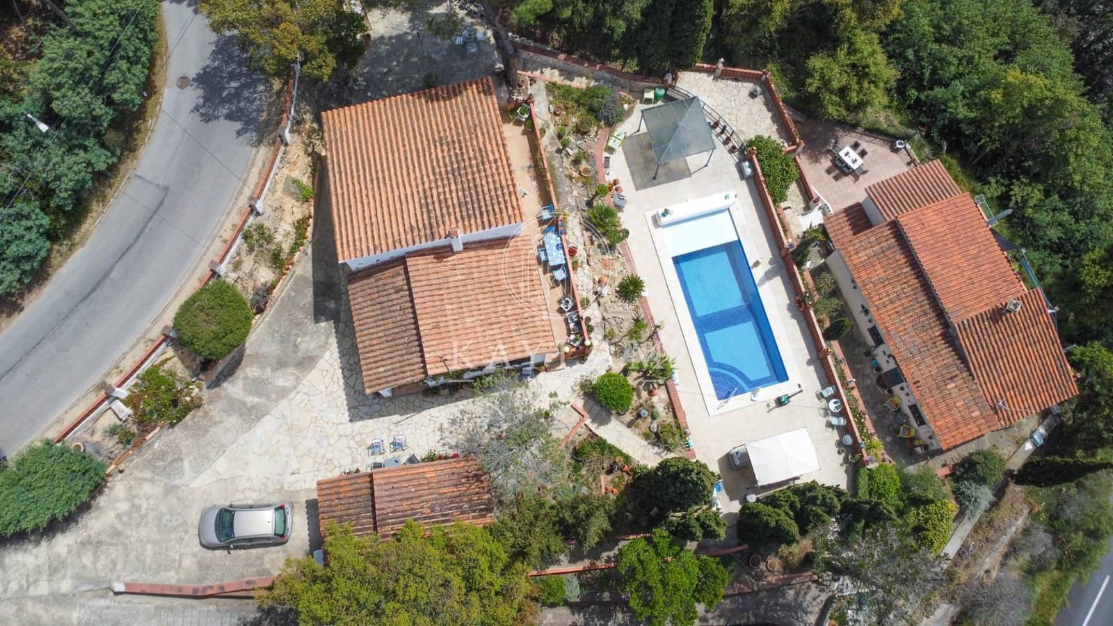5 camera da letto Villa in vendita in Lloret de Mar con piscina garage - 449.000 € (Rif: 9813335)