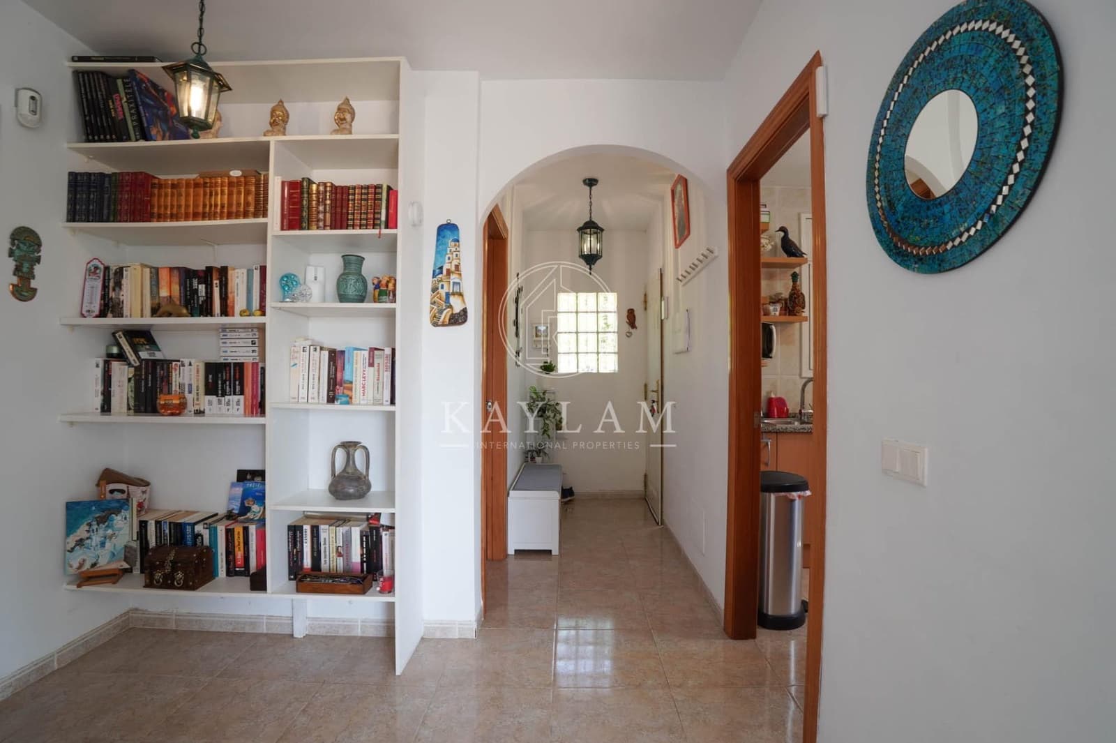 5 makuuhuone Huvila myytävänä paikassa Lloret de Mar mukana uima-altaan - 349 000 € (Ref: 9813836)