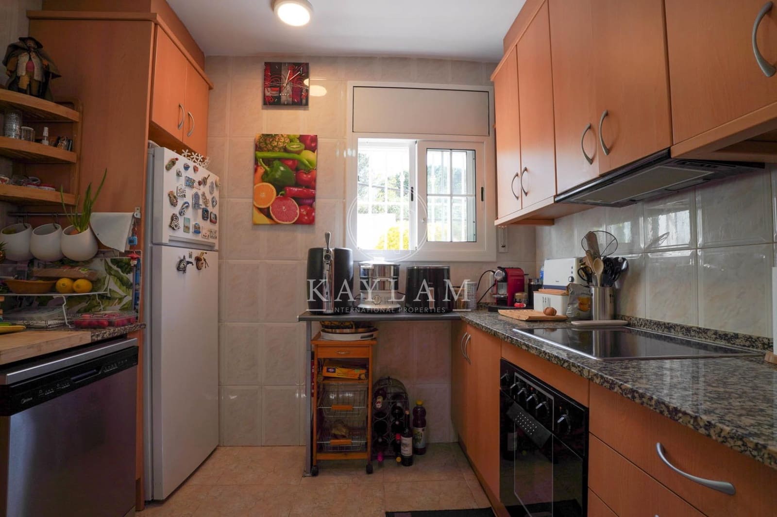 5 makuuhuone Huvila myytävänä paikassa Lloret de Mar mukana uima-altaan - 349 000 € (Ref: 9813836)