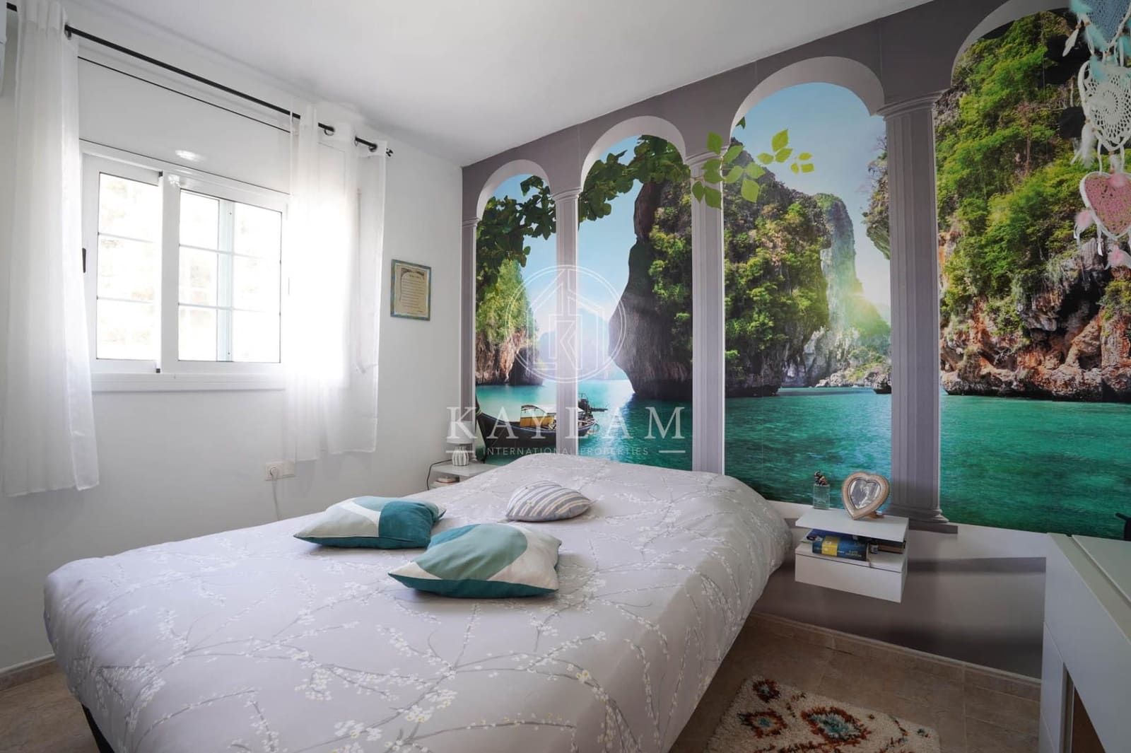 5 makuuhuone Huvila myytävänä paikassa Lloret de Mar mukana uima-altaan - 349 000 € (Ref: 9813836)