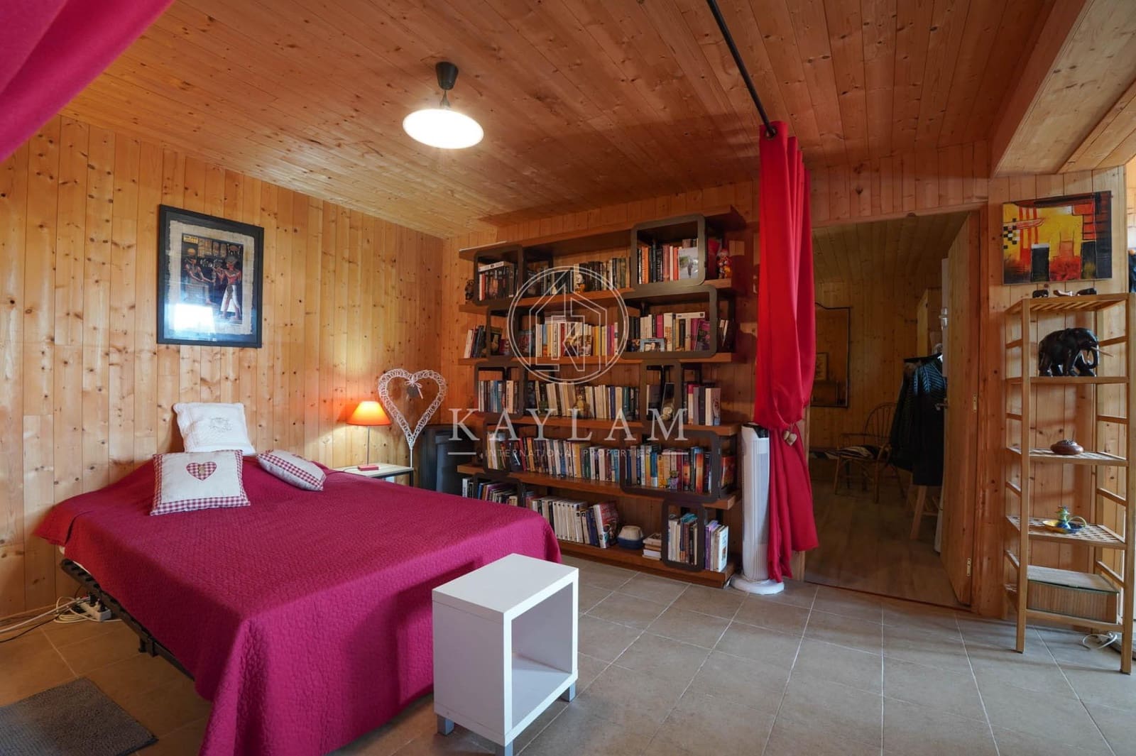 5 makuuhuone Huvila myytävänä paikassa Lloret de Mar mukana uima-altaan - 349 000 € (Ref: 9813836)