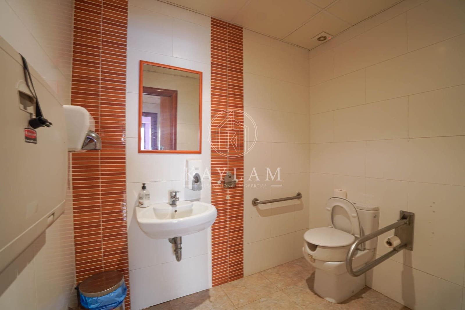 Erhverv til salg i Lloret de Mar - € 795.000 (Ref: 9831535)