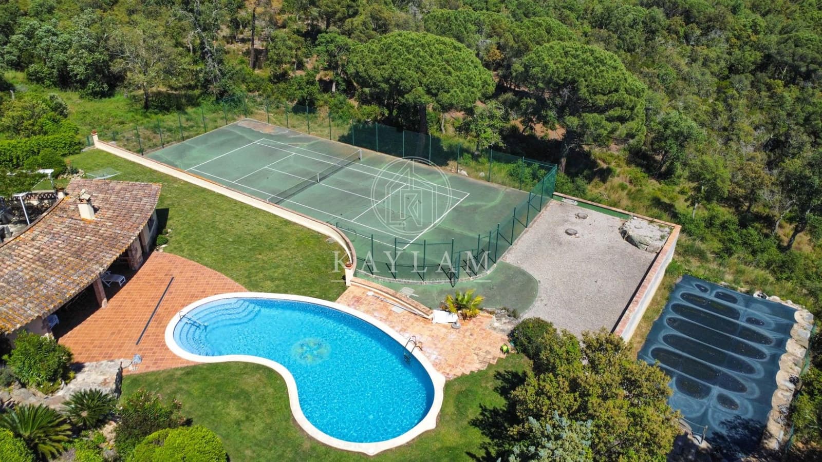 4 bedroom Villa for sale in Santa Cristina d'Aro with pool garage - € 1,100,000 (Ref: 9831536)