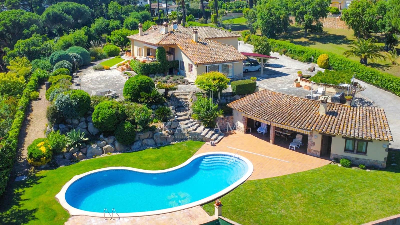 4 bedroom Villa for sale in Santa Cristina d'Aro with pool garage - € 1,100,000 (Ref: 9831536)