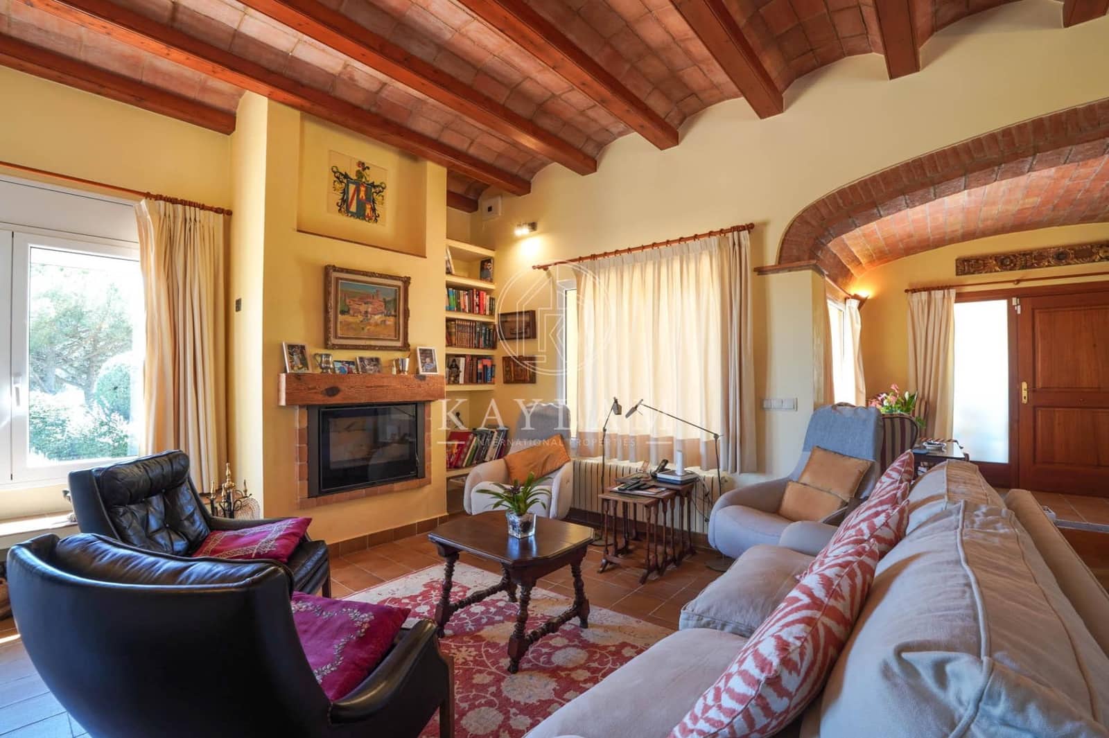 4 bedroom Villa for sale in Santa Cristina d'Aro with pool garage - € 1,100,000 (Ref: 9831536)