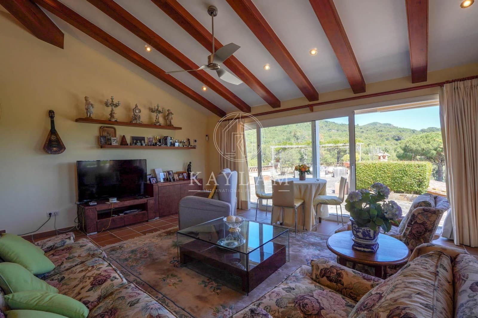 4 bedroom Villa for sale in Santa Cristina d'Aro with pool garage - € 1,100,000 (Ref: 9831536)
