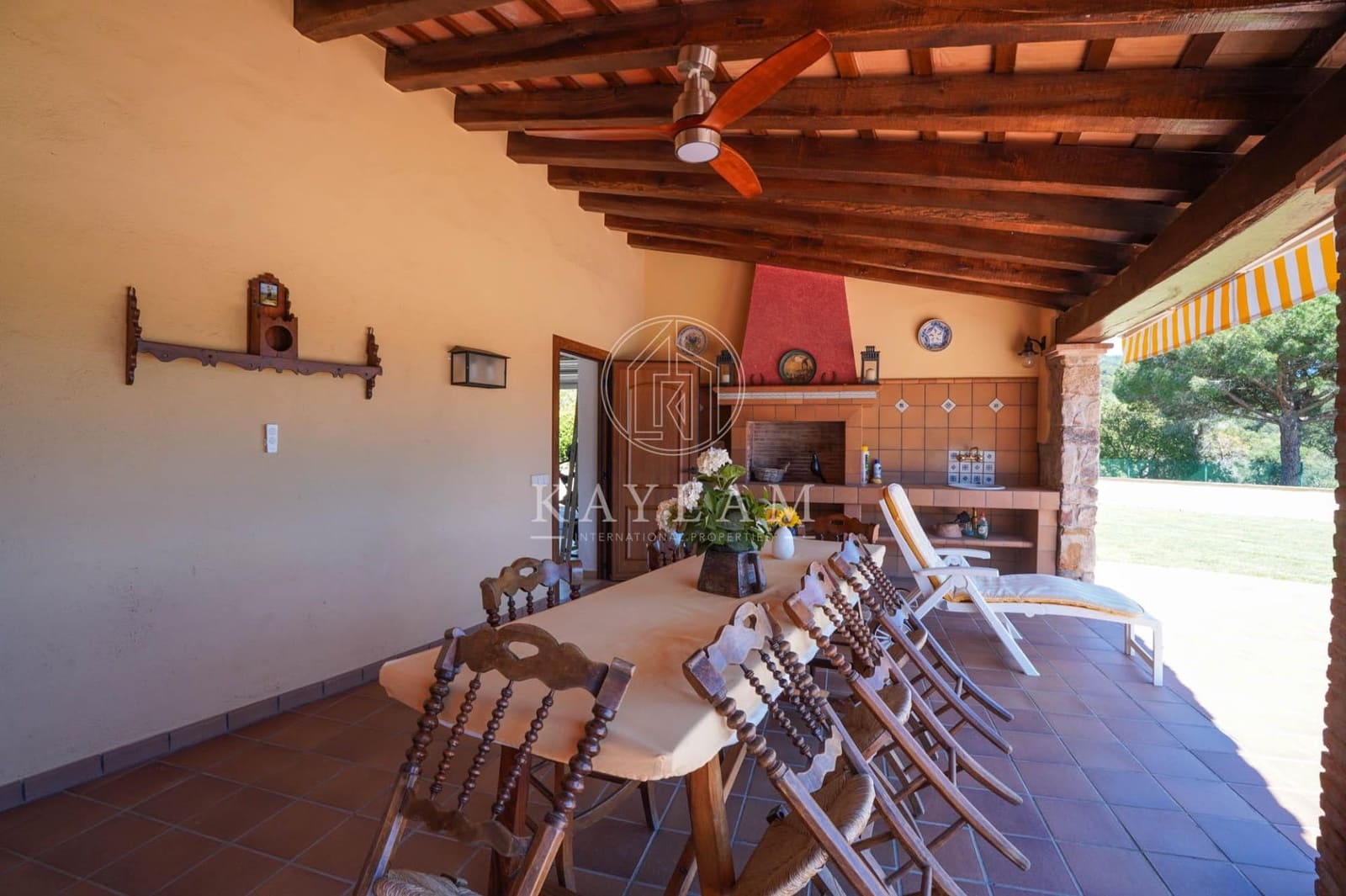 4 bedroom Villa for sale in Santa Cristina d'Aro with pool garage - € 1,100,000 (Ref: 9831536)