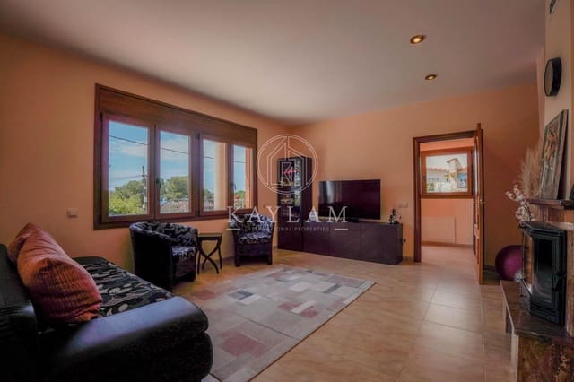 4 chambre Villa/Maison à vendre à Platja d'Aro, Castell-Platja d'Aro avec piscine garage - 1 120 000 € (Ref: 9855467)