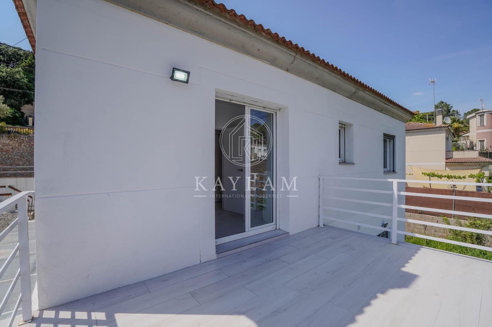 3 slaapkamer Villa te koop in Vidreres met garage - € 315.000 (Ref: 9857643)