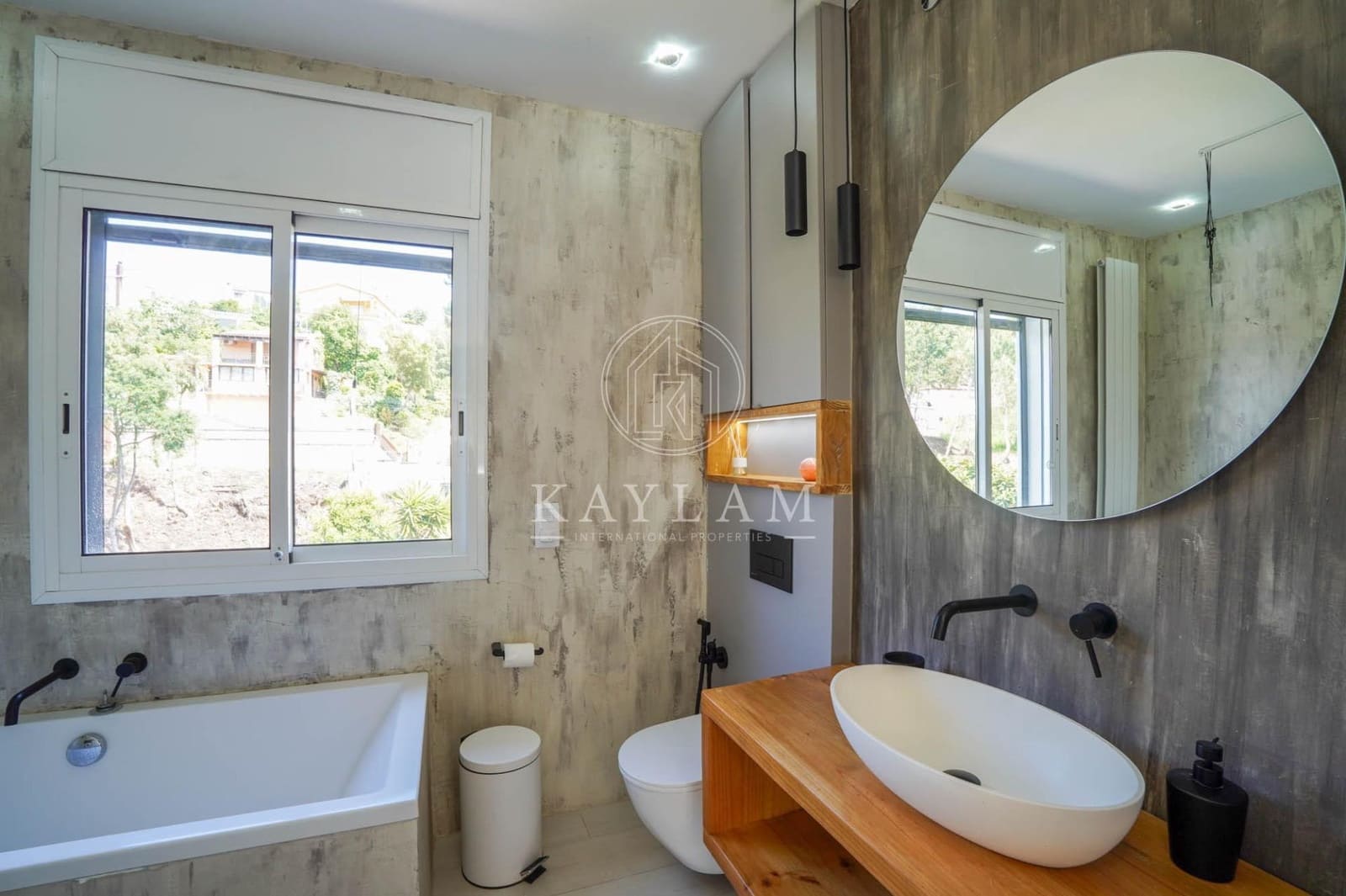 3 slaapkamer Villa te koop in Vidreres met garage - € 315.000 (Ref: 9857643)