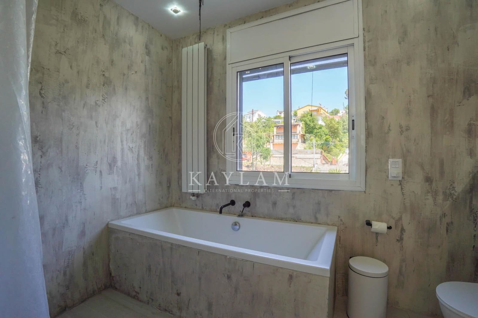 3 slaapkamer Villa te koop in Vidreres met garage - € 315.000 (Ref: 9857643)