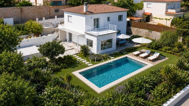 3 slaapkamer Villa te koop in Aiguaviva Parc, Vidreres met garage - € 315.000 (Ref: 9857643)