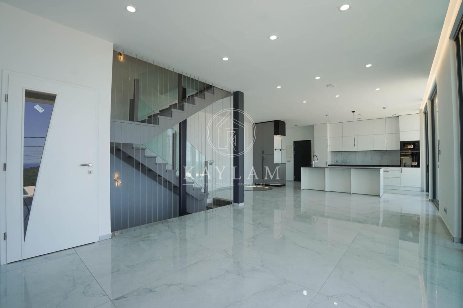 4 soveværelse Villa til salg i Lloret de Mar med swimmingpool garage - € 777.000 (Ref: 9860106)