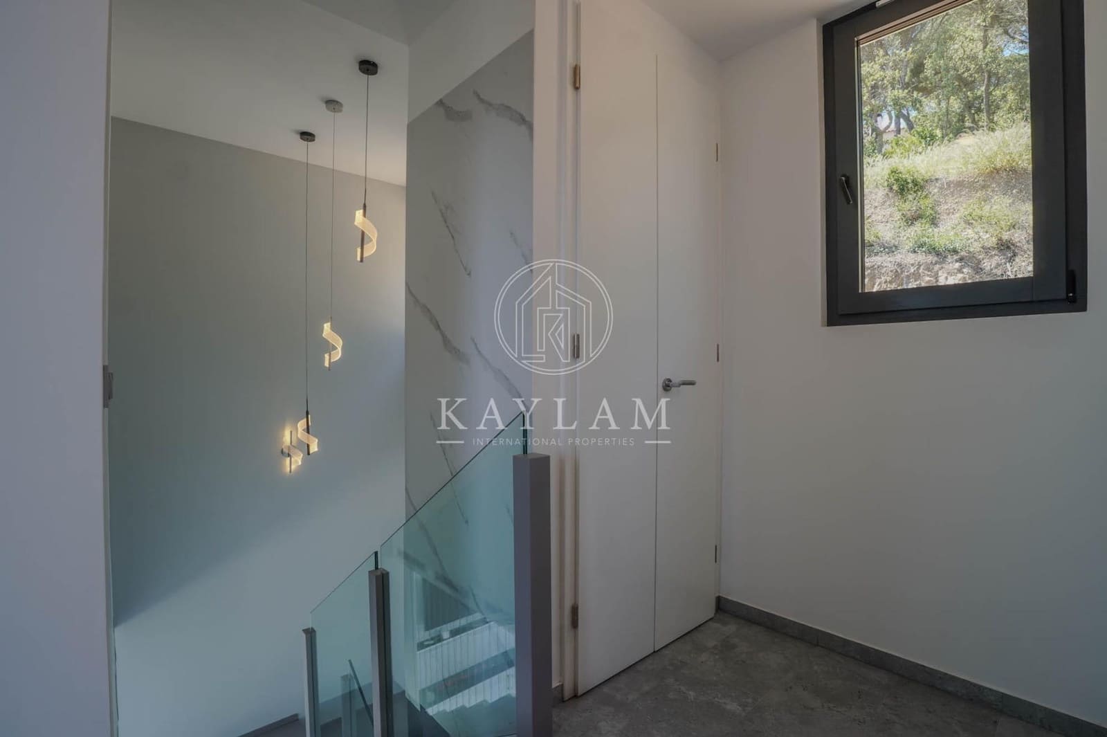 4 soveværelse Villa til salg i Lloret de Mar med swimmingpool garage - € 777.000 (Ref: 9860106)