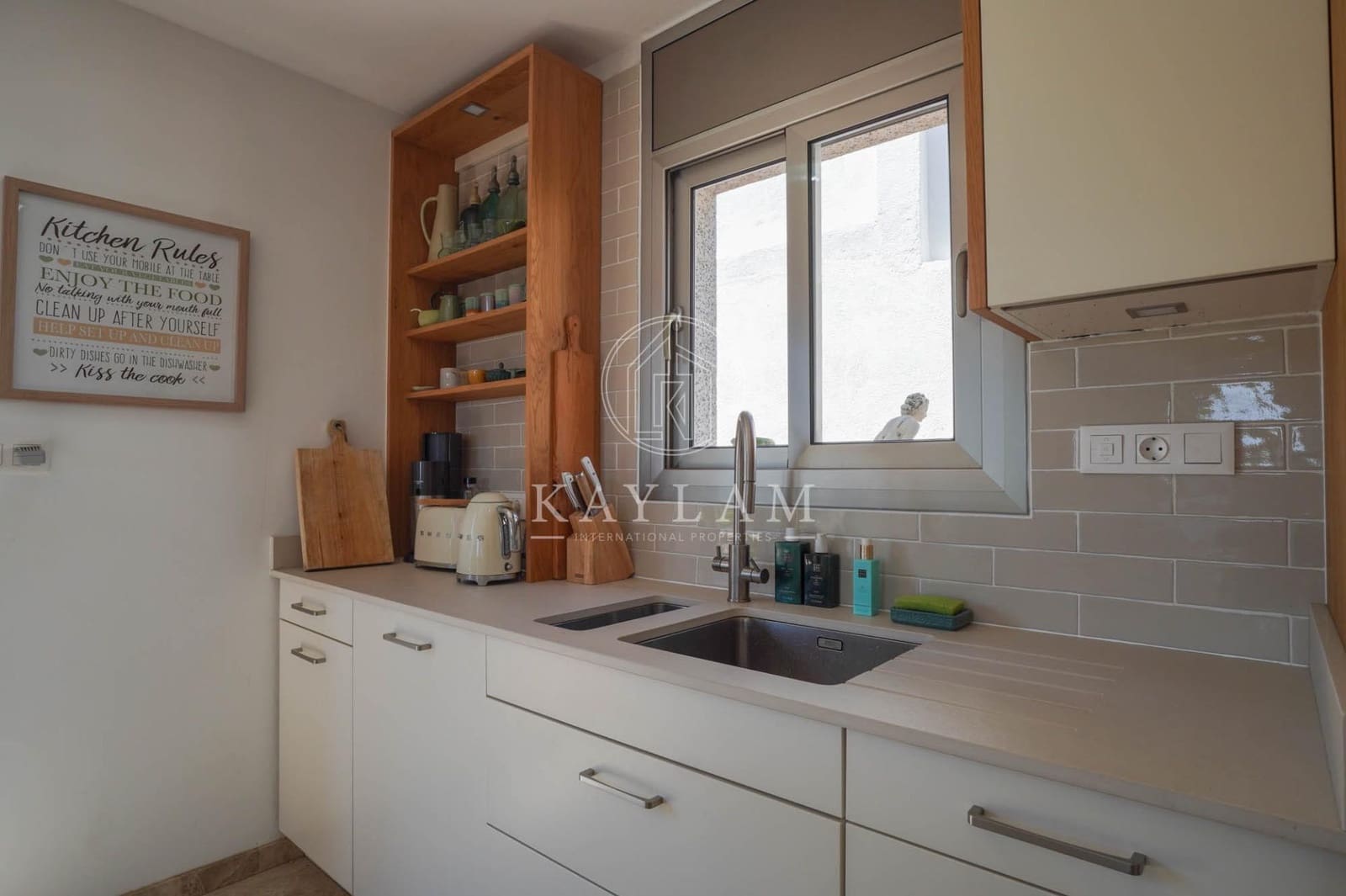 4 soveværelse Villa til salg i Lloret de Mar med swimmingpool garage - € 650.000 (Ref: 9899191)