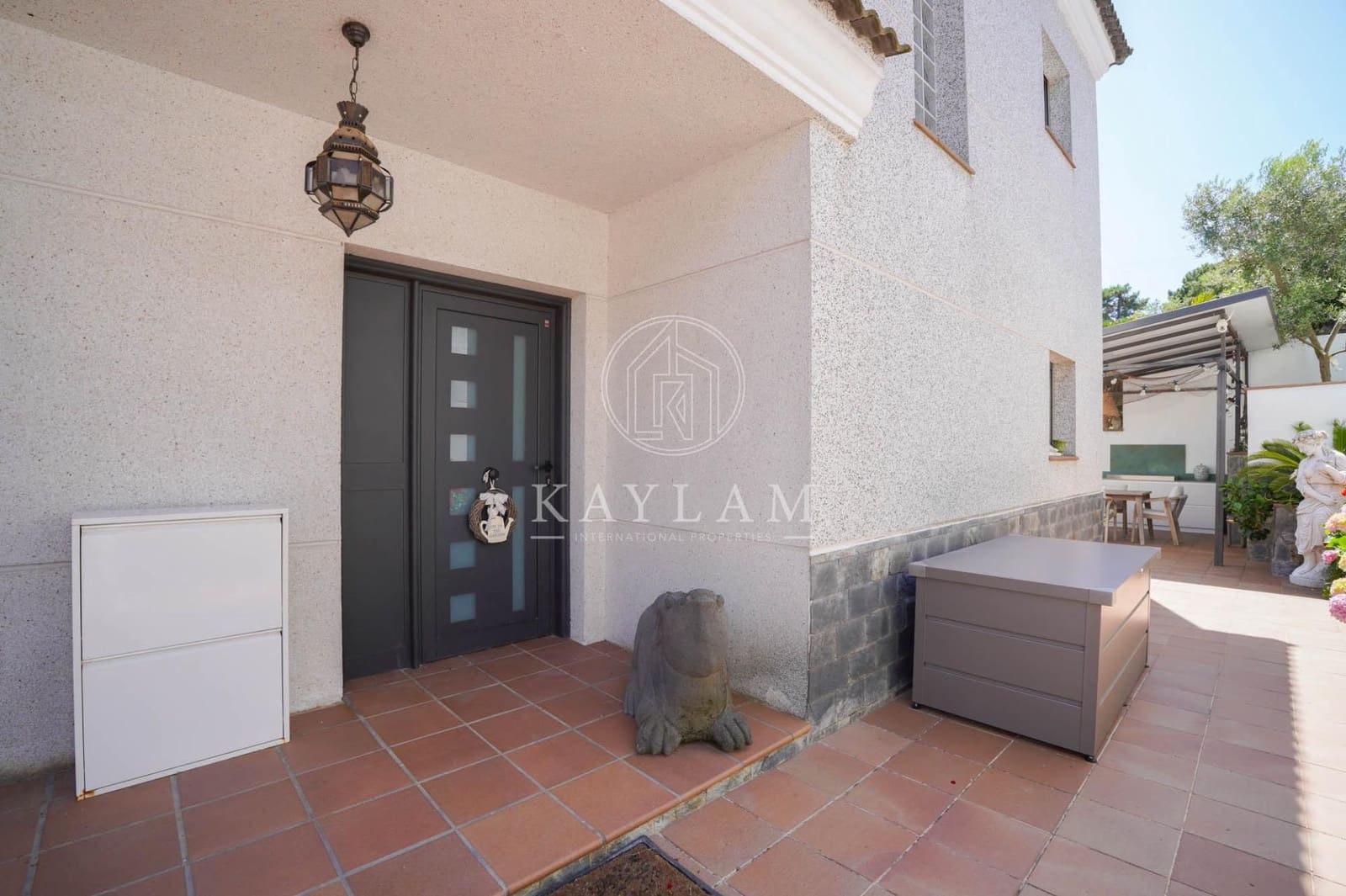 4 soveværelse Villa til salg i Lloret de Mar med swimmingpool garage - € 650.000 (Ref: 9899191)