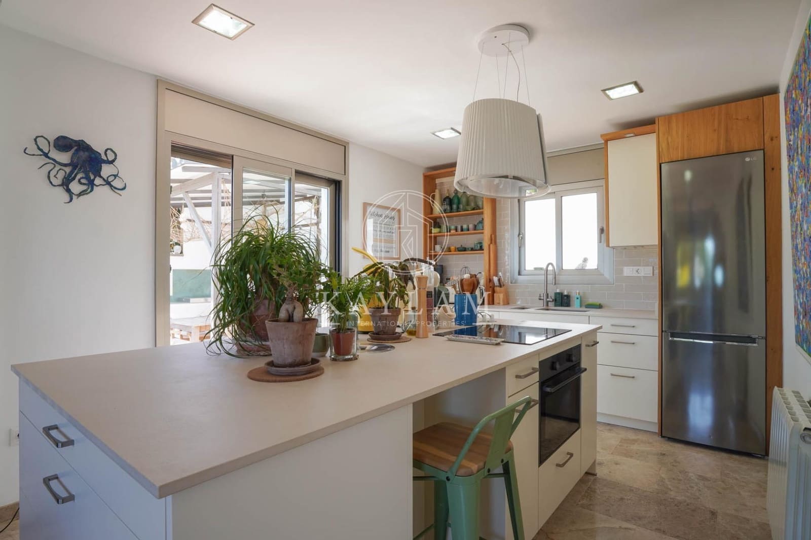 4 soveværelse Villa til salg i Lloret de Mar med swimmingpool garage - € 650.000 (Ref: 9899191)