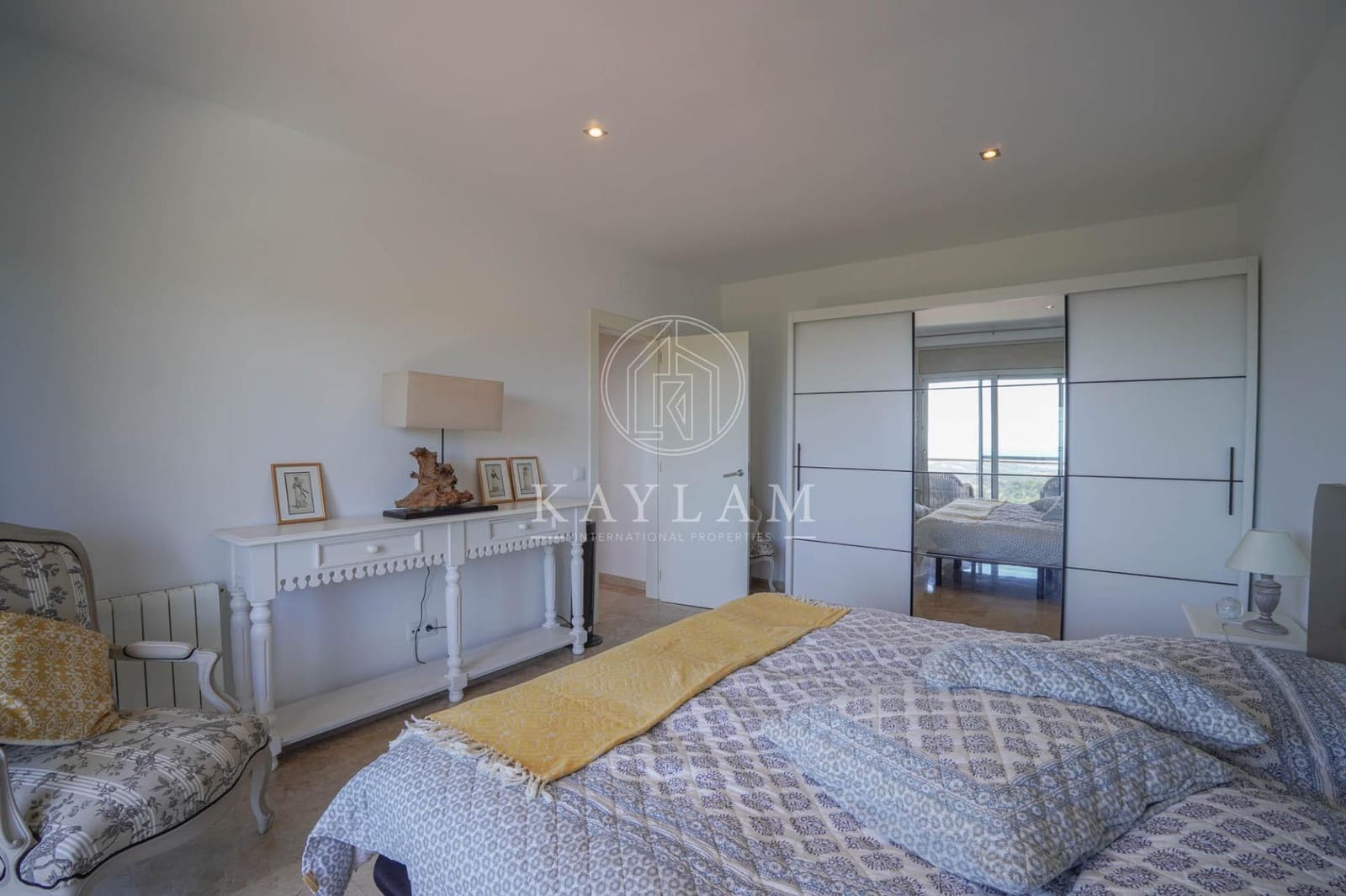 4 soveværelse Villa til salg i Lloret de Mar med swimmingpool garage - € 650.000 (Ref: 9899191)