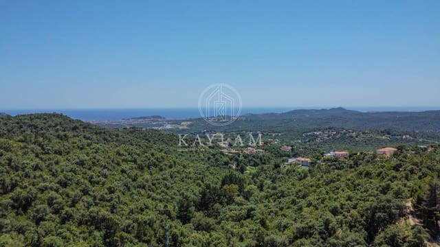 4 chambre Villa/Maison à vendre à Lloret de Mar avec piscine garage - 650 000 € (Ref: 9899191)