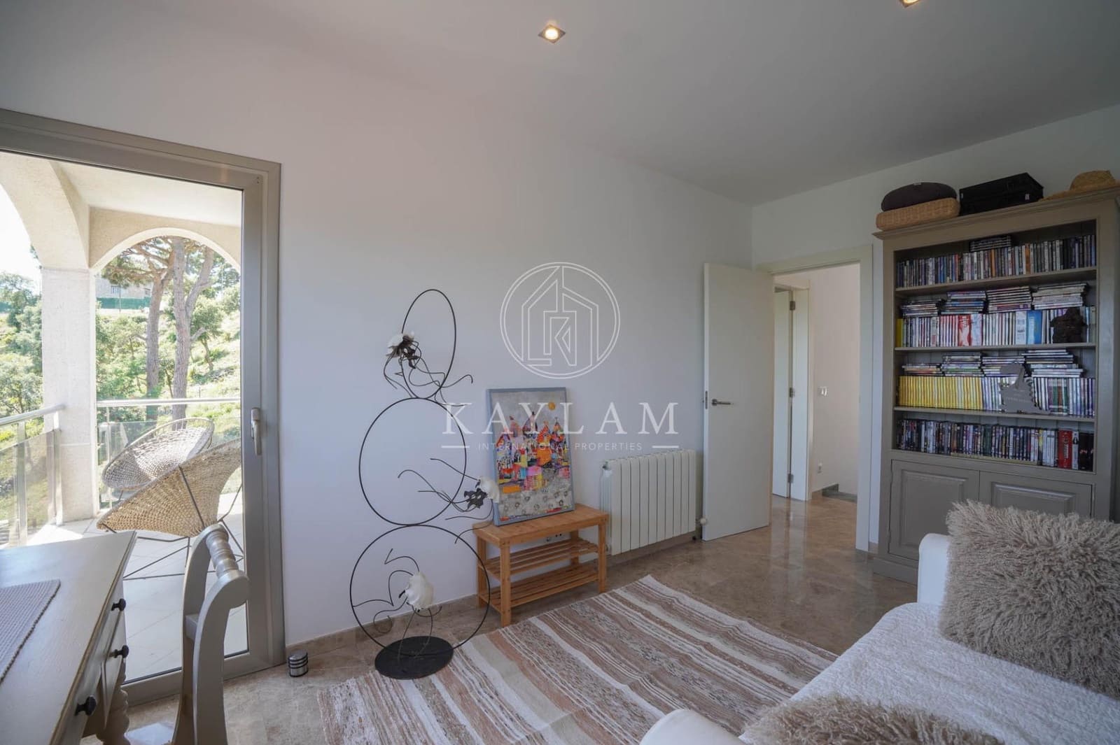4 soveværelse Villa til salg i Lloret de Mar med swimmingpool garage - € 650.000 (Ref: 9899191)