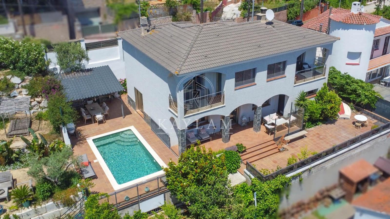 4 bedroom Villa for sale in Lloret de Mar with pool garage - € 650,000 (Ref: 9899191)