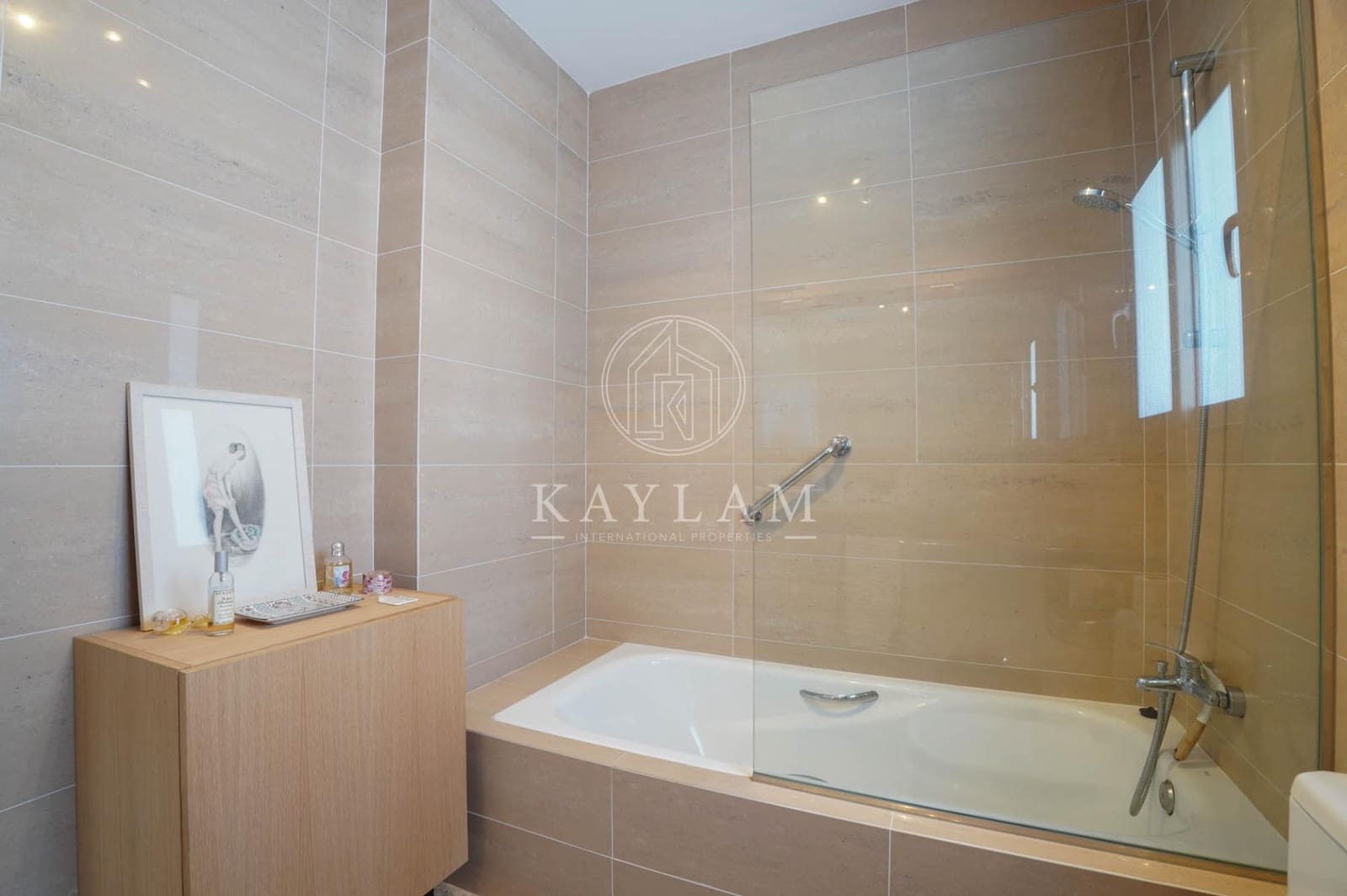 4 bedroom Villa for sale in Lloret de Mar with pool garage - € 650,000 (Ref: 9899191)