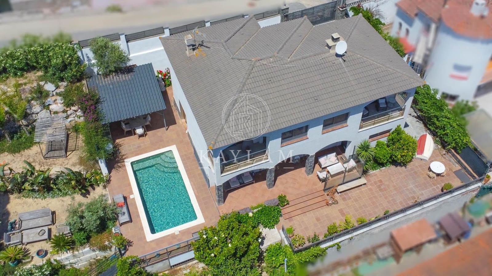 4 bedroom Villa for sale in Lloret de Mar with pool garage - € 650,000 (Ref: 9899191)