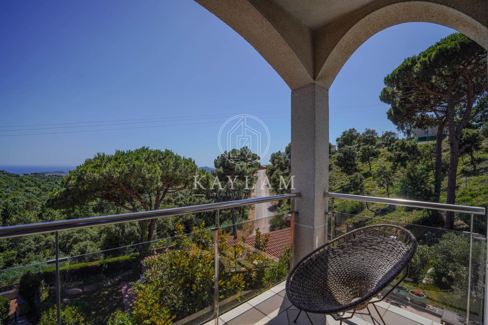 4 bedroom Villa for sale in Lloret de Mar with pool garage - € 650,000 (Ref: 9899191)