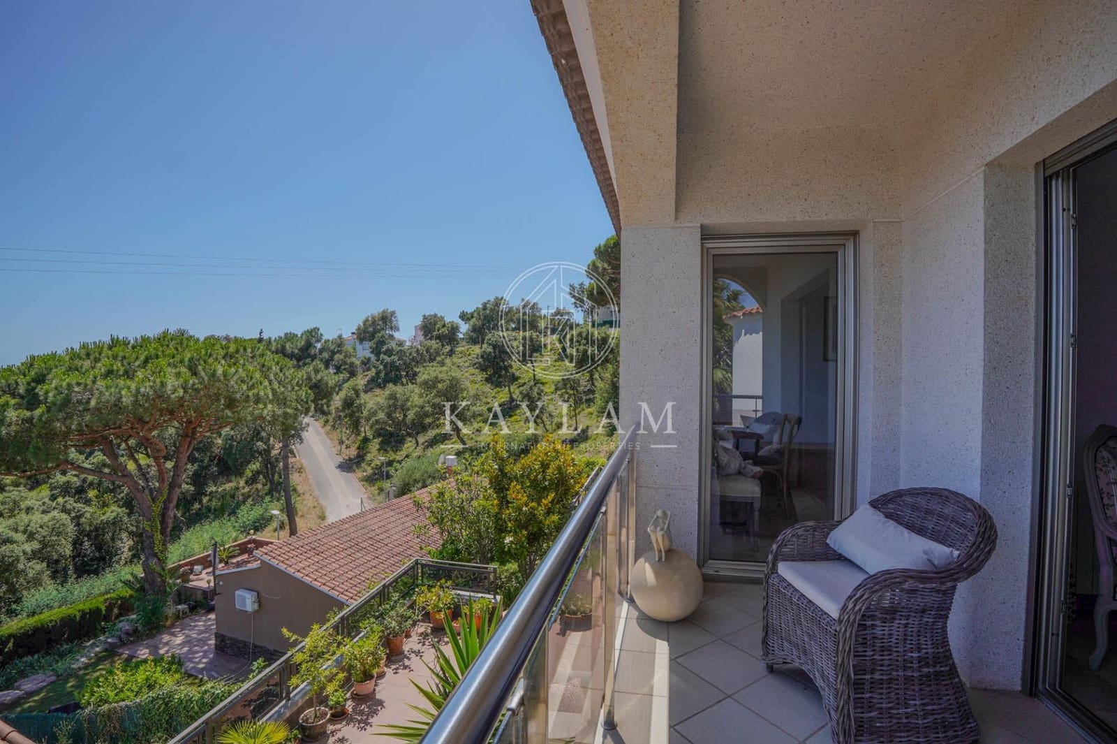 4 bedroom Villa for sale in Lloret de Mar with pool garage - € 650,000 (Ref: 9899191)