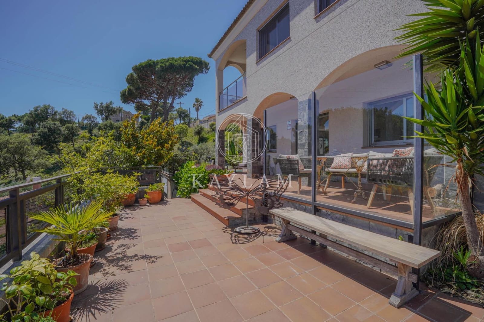 4 bedroom Villa for sale in Lloret de Mar with pool garage - € 650,000 (Ref: 9899191)