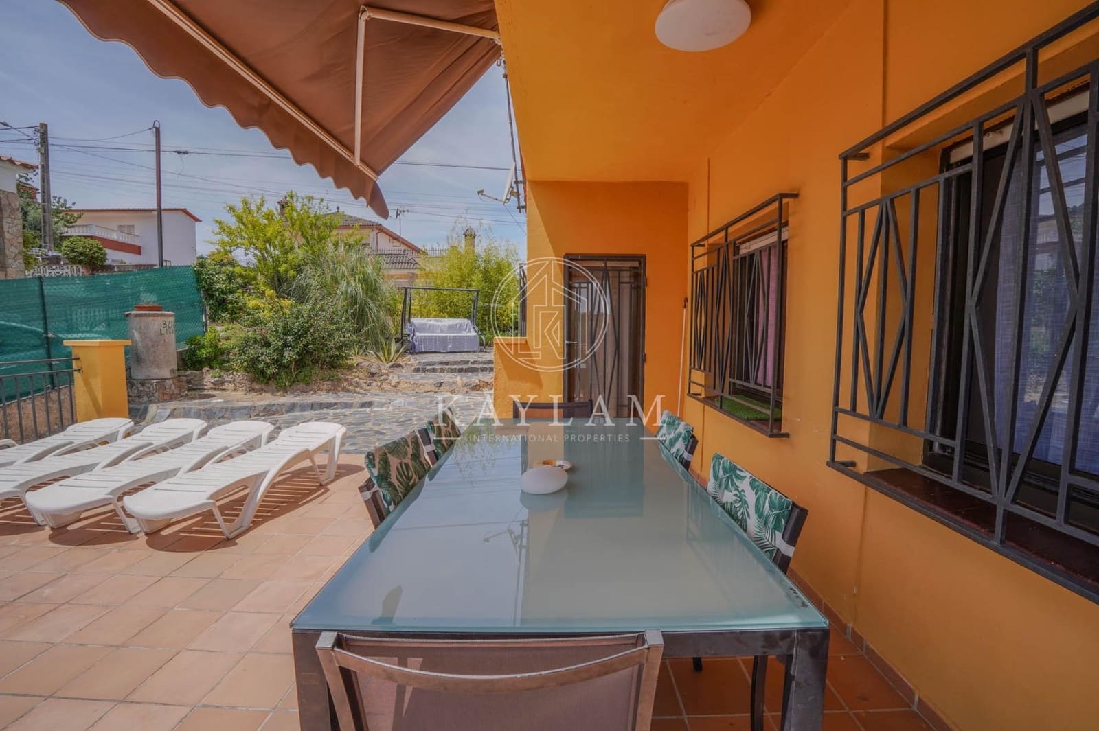 4 Zimmer Villa zu verkaufen in Macanet de la Selva mit Pool - 265.000 € (Ref: 9908045)