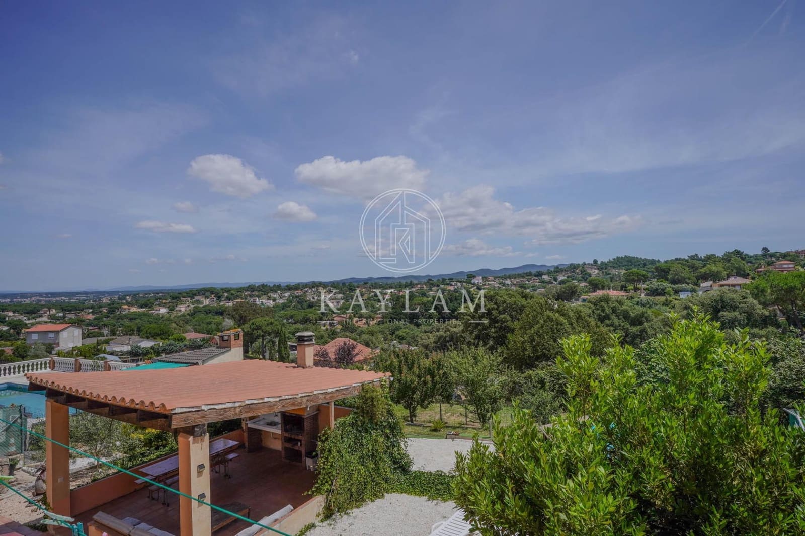 4 Zimmer Villa zu verkaufen in Macanet de la Selva mit Pool - 265.000 € (Ref: 9908045)