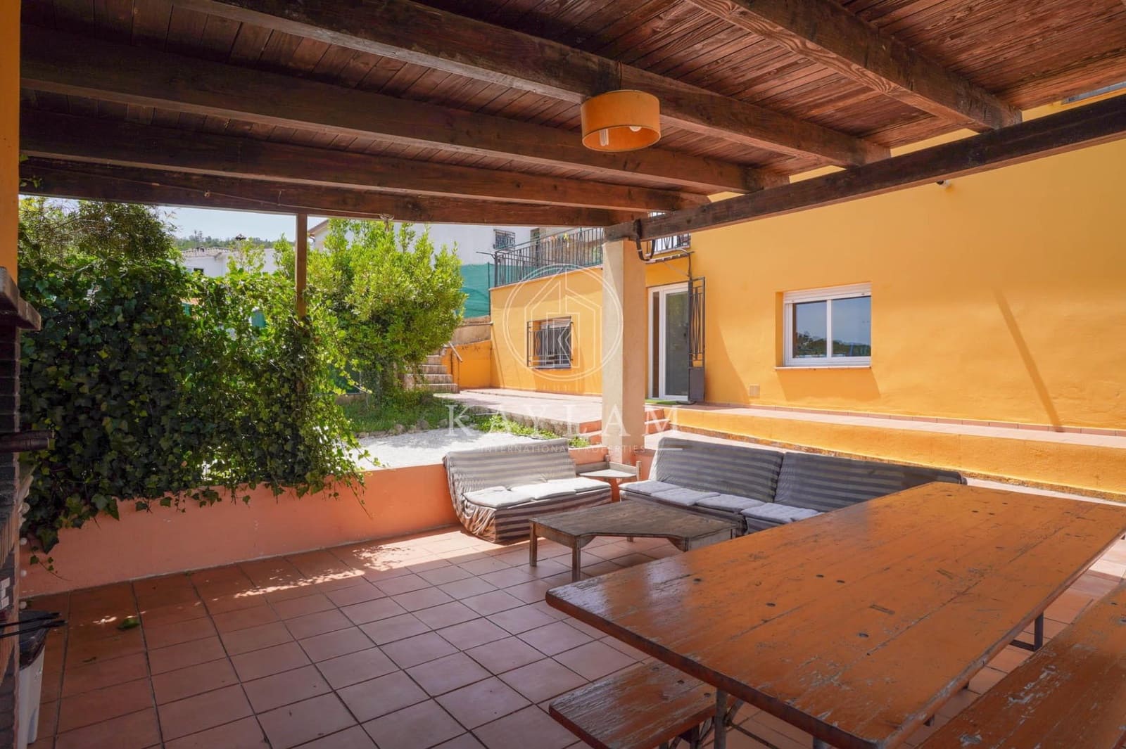 4 Zimmer Villa zu verkaufen in Macanet de la Selva mit Pool - 265.000 € (Ref: 9908045)