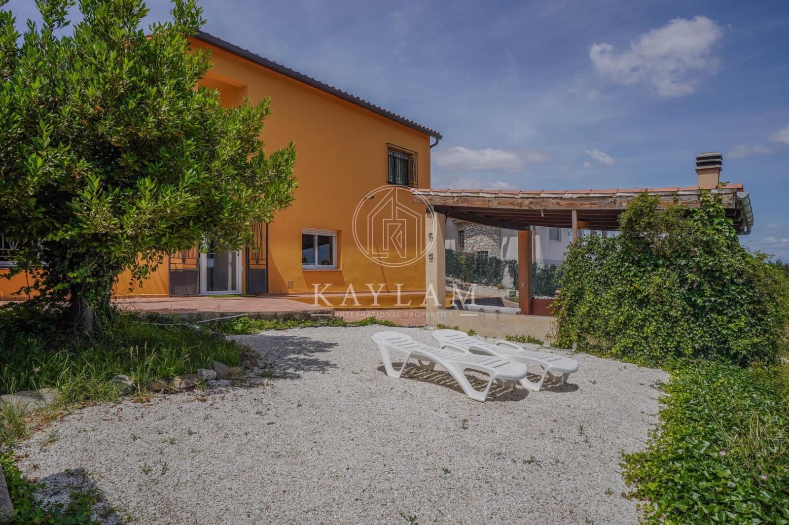 4 Zimmer Villa zu verkaufen in Macanet de la Selva mit Pool - 265.000 € (Ref: 9908045)
