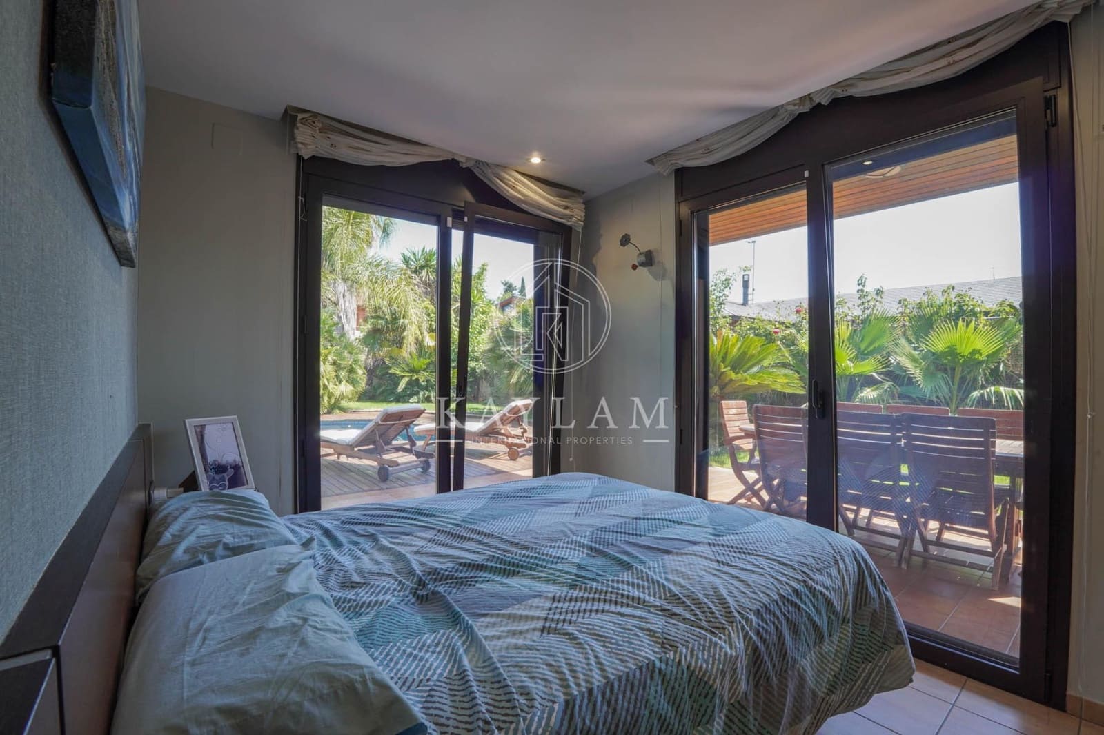 6 bedroom Villa for sale in Vidreres with pool garage - € 1,500,000 (Ref: 9934211)