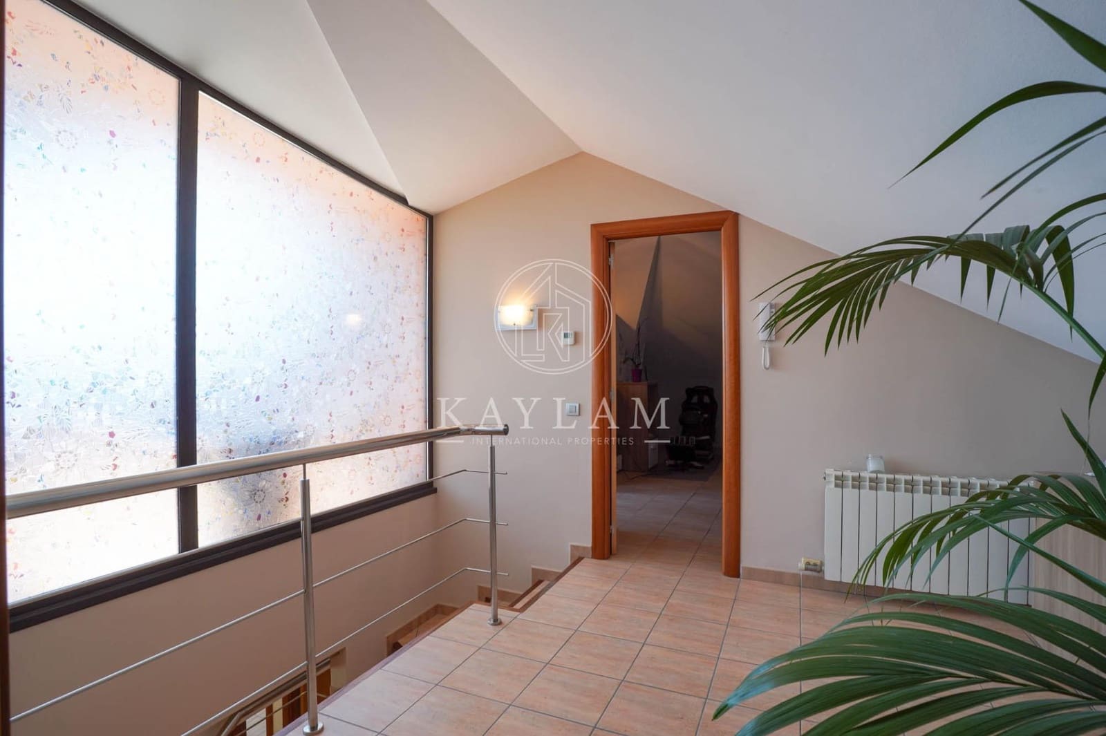 6 bedroom Villa for sale in Vidreres with pool garage - € 1,500,000 (Ref: 9934211)