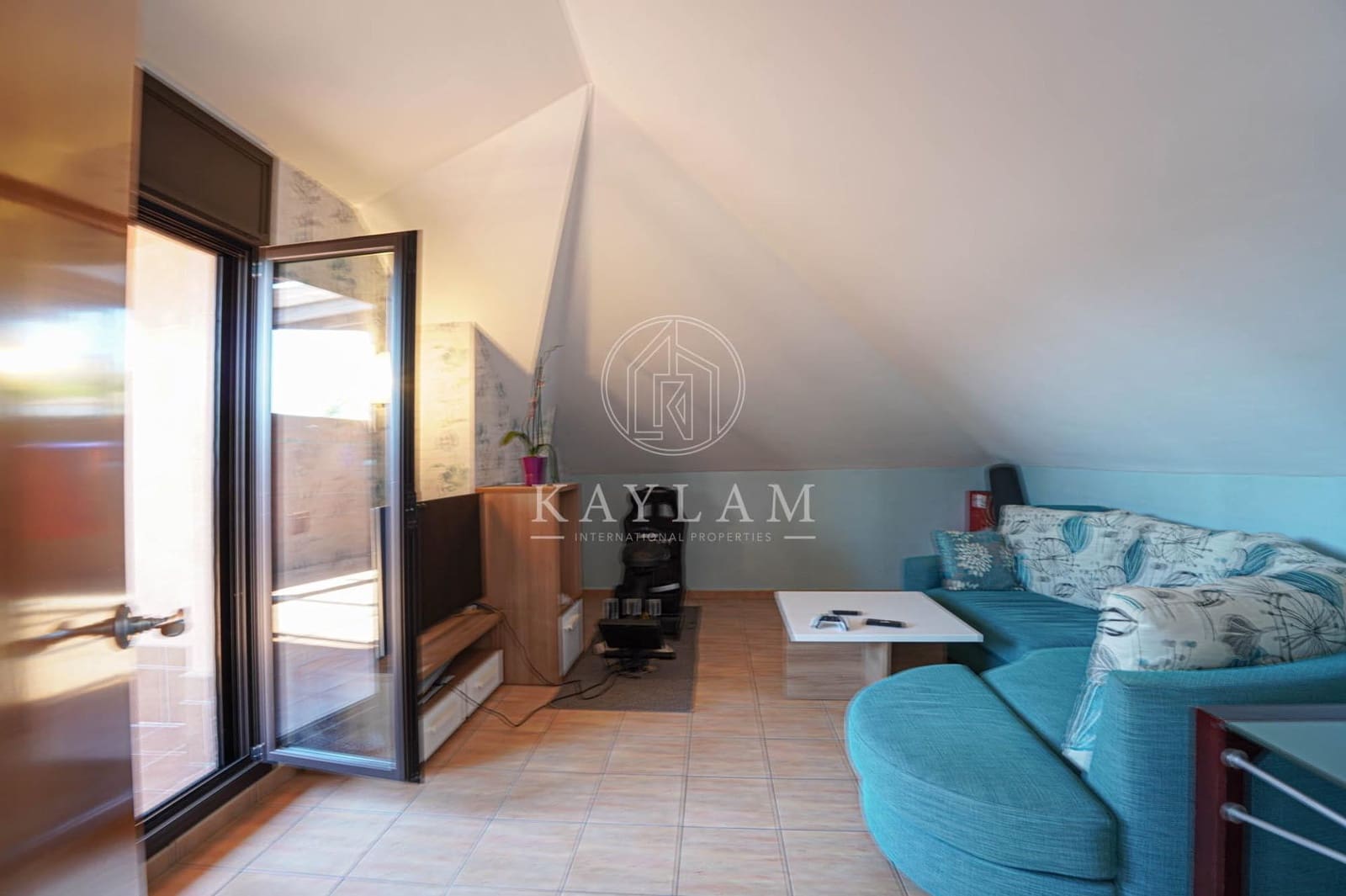 6 bedroom Villa for sale in Vidreres with pool garage - € 1,500,000 (Ref: 9934211)