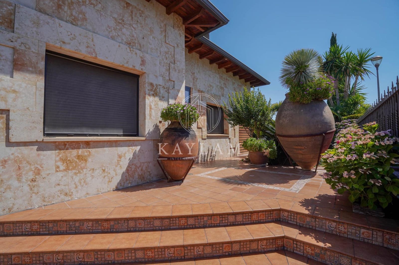 Chalet de 6 habitaciones en Vidreres en venta con piscina garaje - 995.000 € (Ref: 9934211)
