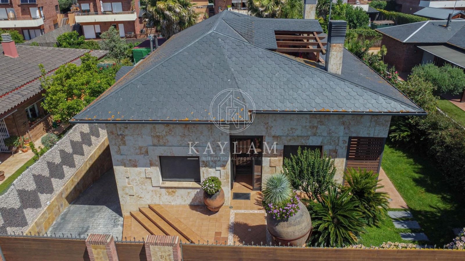 Chalet de 6 habitaciones en Vidreres en venta con piscina garaje - 995.000 € (Ref: 9934211)