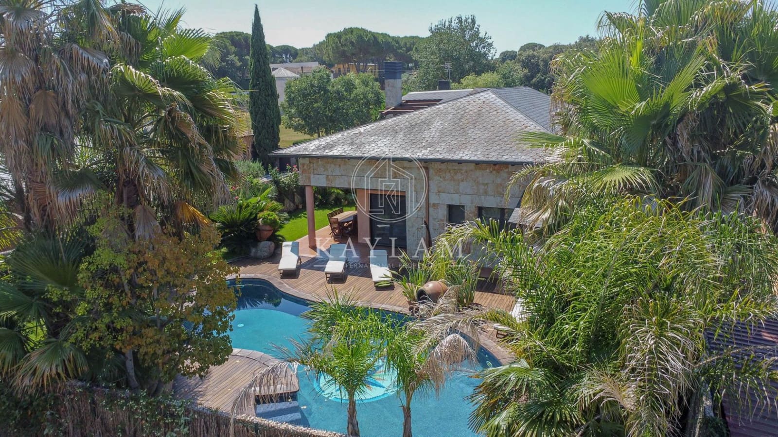 Chalet de 6 habitaciones en Vidreres en venta con piscina garaje - 995.000 € (Ref: 9934211)
