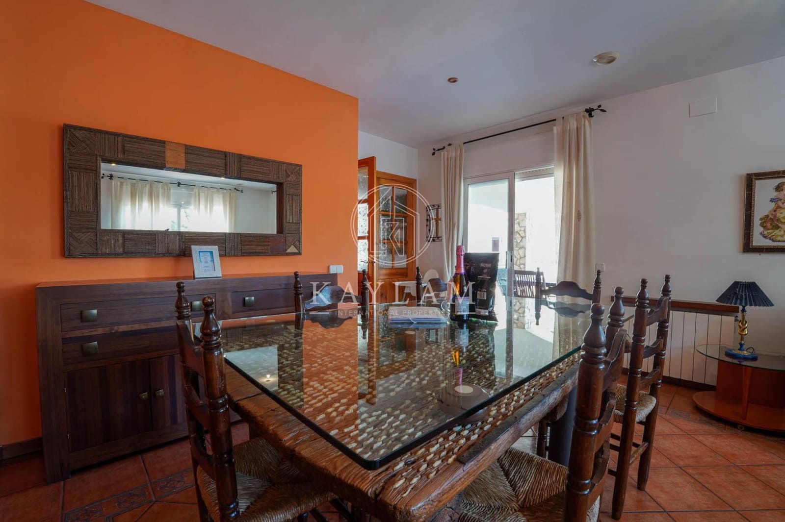 6 bedroom Villa for sale in Lloret de Mar with pool - € 599,000 (Ref: 9938211)