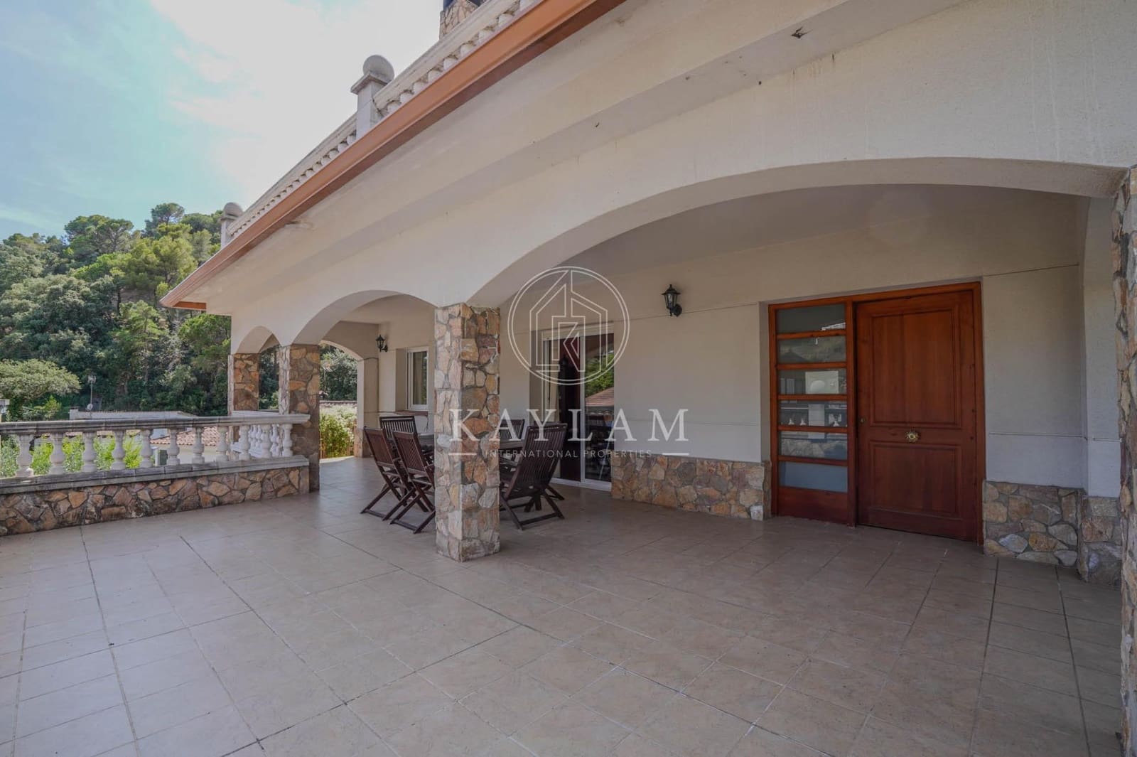 6 bedroom Villa for sale in Lloret de Mar with pool - € 599,000 (Ref: 9938211)