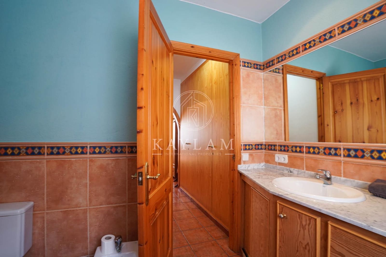 6 bedroom Villa for sale in Lloret de Mar with pool - € 599,000 (Ref: 9938211)