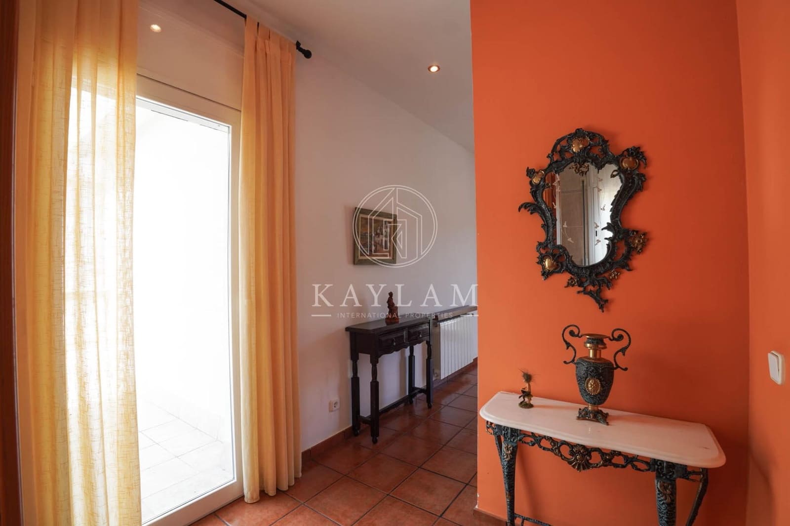 6 bedroom Villa for sale in Lloret de Mar with pool - € 599,000 (Ref: 9938211)