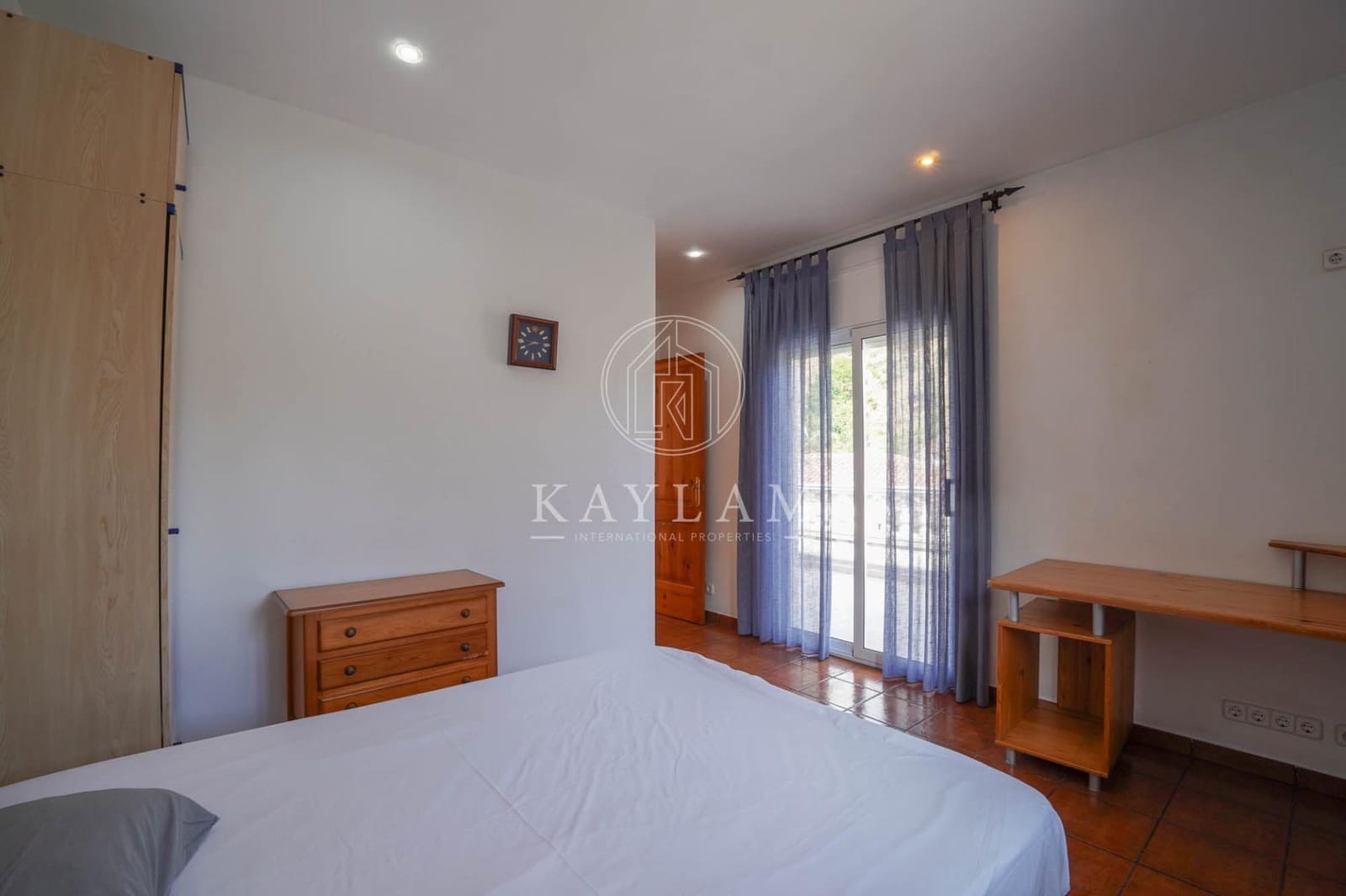 6 bedroom Villa for sale in Lloret de Mar with pool - € 599,000 (Ref: 9938211)