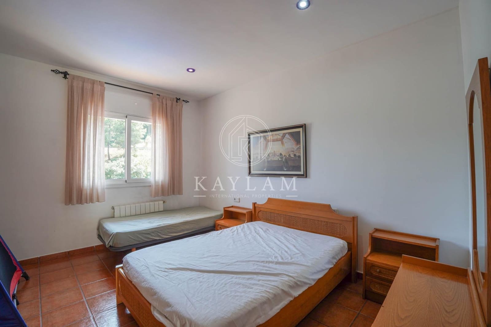 6 bedroom Villa for sale in Lloret de Mar with pool - € 599,000 (Ref: 9938211)