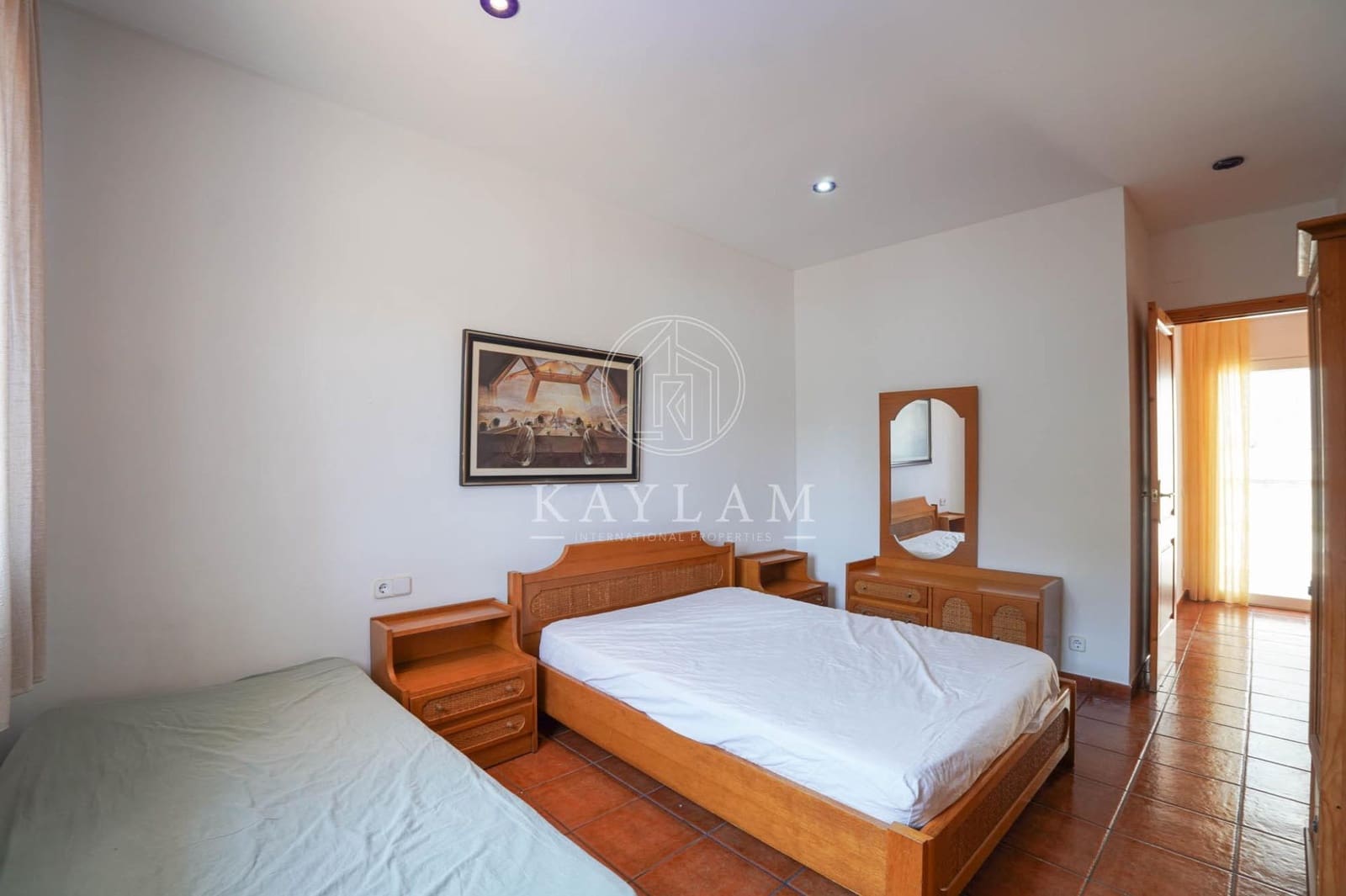 6 bedroom Villa for sale in Lloret de Mar with pool - € 599,000 (Ref: 9938211)
