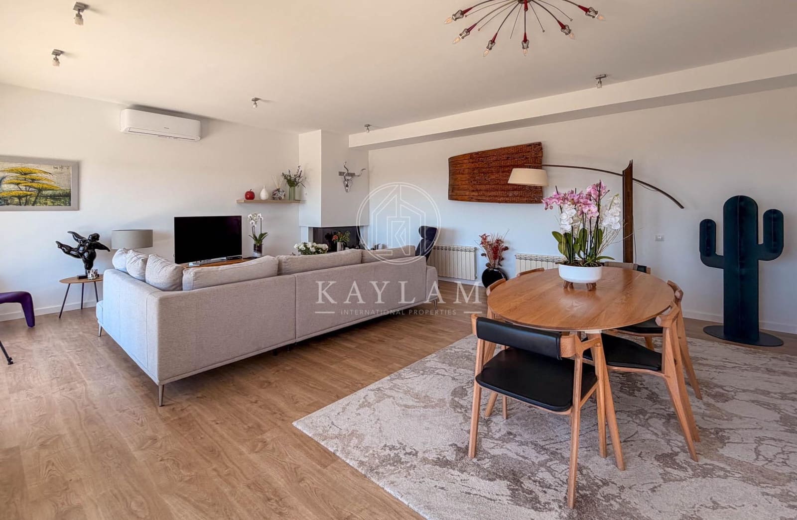 5 soveværelse Villa til salg i Lloret de Mar med swimmingpool garage - € 990.000 (Ref: 9939985)
