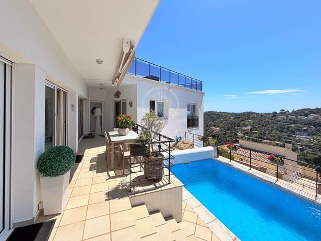 5 soveværelse Villa til salg i Serra Brava, Lloret de Mar med swimmingpool garage - € 990.000 (Ref: 9939985)