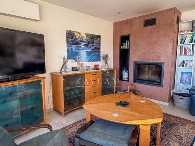 4 makuuhuone Huvila myytävänä paikassa Calonge i Sant Antoni mukana uima-altaan - 890 000 € (Ref: 9939986)
